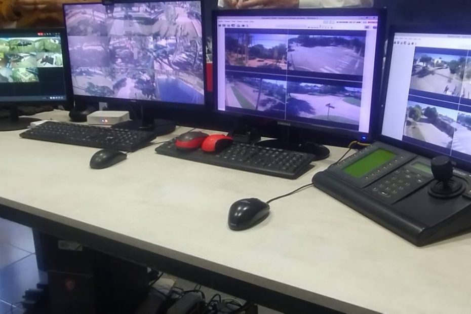 Centro Monitoreo Las Varillas. Esclarecimiento de Robo Policía de Cordoba. Calle Entre Ríos