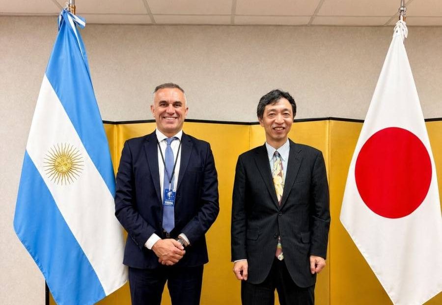 Reunion intendente Mauro Daniele con Embajador de Japon HOSHINO Yoshitaka en Buenos Aires