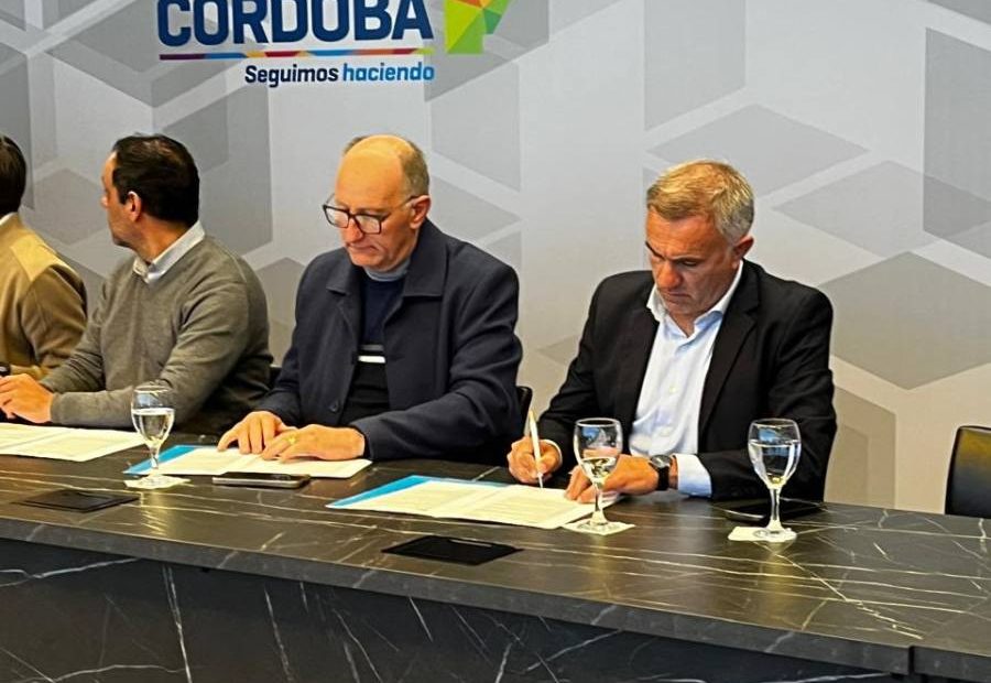 Obras cordón cuneta Las Varillas